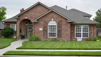 8302 El Paso Dr, Amarillo, TX 79118