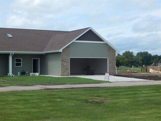 500 River Rd Unit 2, Columbus, WI 53925
