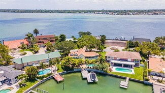 611 Belle Isle Ave, Belleair Beach, FL 33786