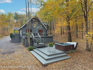 126 Storks Nest Rd, Round Top, NY 12473