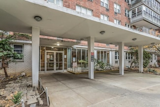 138-10 Franklin Ave Unit 9J, Flushing, NY 11355