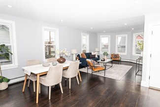 16 Cloutman St Unit 2, Salem, MA 01970