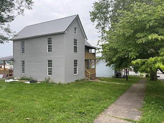 224 E A St, Wellston, OH 45692