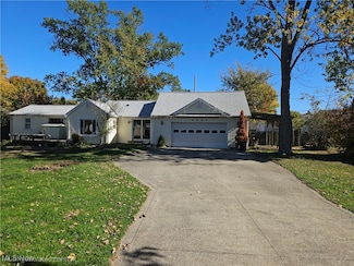 4867 Forest Rd, Mentor, OH 44060