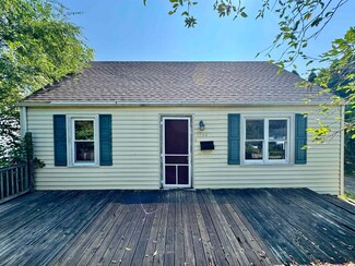 1804 N Rosewood Ave, Muncie, IN 47304