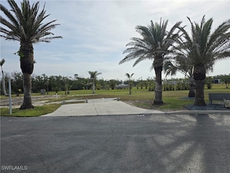 142 Barbados Way, Fort Myers Beach, FL 33931