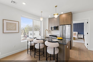 35 Orchard St Unit 603, Jersey City, NJ 07306