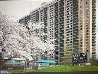 5501 Seminary Rd Unit 214S, Falls Church, VA 22041