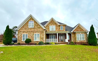 5220 Aspen Ave, Morristown, TN 37813