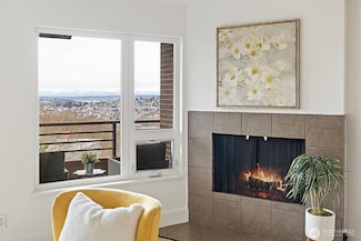1717 5th Ave N Unit 303, Seattle, WA 98109