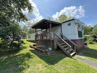 201 Barren Dr, Scottsville, KY 42164