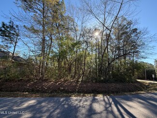 5720 Alkii Way, Diamondhead, MS 39525