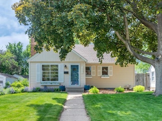 5932 York Ave S, Edina, MN 55410