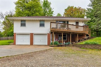 1228 W 88th St S, Colfax, IA 50054