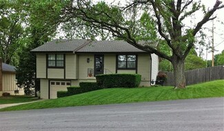 400 NW 78th Terrace, Kansas City, MO 64118