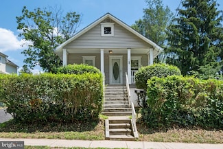 55 S Clinton Ave, Maple Shade, NJ 08052