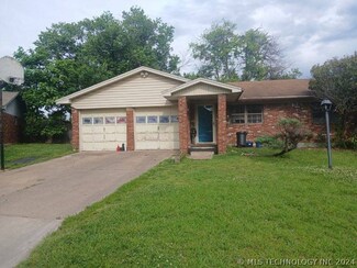 1002 S Virginia St, Muskogee, OK 74403