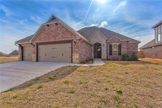 5700 St James Place, Oklahoma City, OK 73179