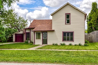 80 Maxwell St, Maxwell, IA 50161