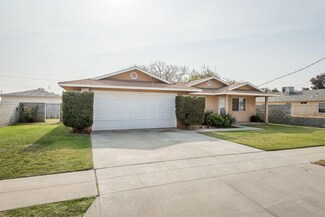 230 E Garrett Ave, Fresno, CA 93706