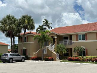 6720 Huntington Lakes Cir Unit 202, Naples, FL 34119