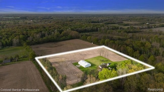2591 E Norway Lake Rd, Lapeer, MI 48446