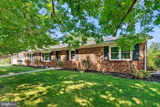 485 Richard St, Martinsburg, WV 25404