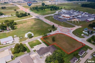 1711 Morgan Ave, Marion, IL 62959