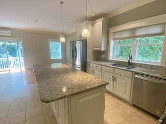 32 Williams St Unit 1, Newton Upper Falls, MA 02464