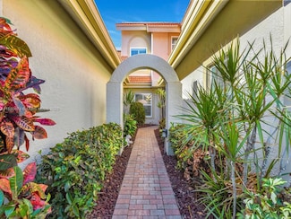 185 Napa Ridge Rd E, Naples, FL 34119