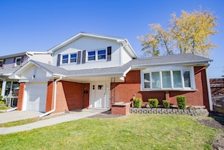1533 Webster Ln, Des Plaines, IL 60018
