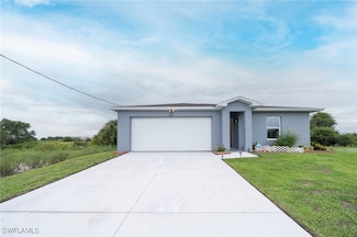 8005 Melody Cir, Port Labelle, FL 33935