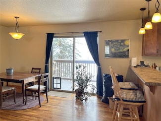 127 Oak Ridge Cir Unit 204, Oak Creek, CO 80467