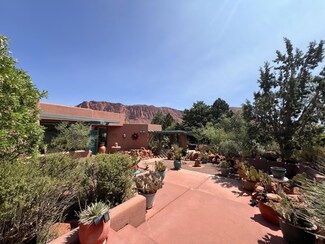 1168 Shonto Dr, Ivins, UT 84738