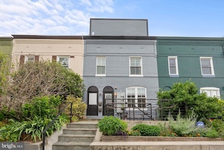 1018 13th St SE Unit 2, Washington, DC 20003