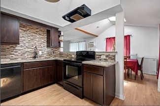 98 Eastern Ave Unit 403, Worcester, MA 01605