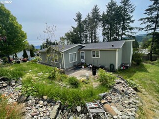 1646 E Sixth Ave, Sutherlin, OR 97479