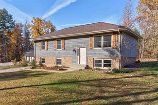 601 N Redbud Dr, Santa Claus, IN 47579