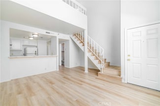 730 W 4th St Unit 413, Long Beach, CA 90802