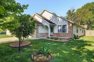 1625 S Meadowview Ave, Springfield, MO 65804