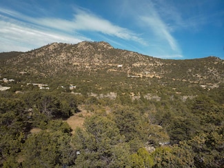 28 and 29 Sena Ln Unit Lot 4 and 5, Santa Fe, NM 87505