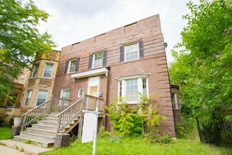 3556 W Congress Pkwy, Chicago, IL 60624