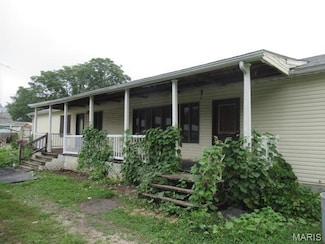 719 S Grace St, Marissa, IL 62257