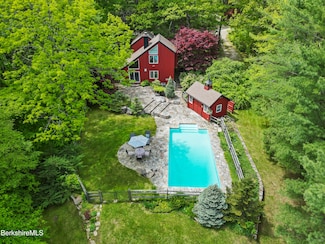 171 Lake Shore Dr, Otis, MA 01253