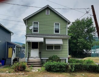 114 Cliff St, Pittston, PA 18640