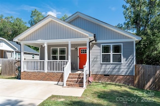 590 Harris St NW, Concord, NC 28025