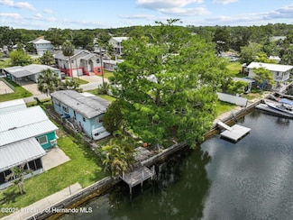 5266 Palisade Dr, Weeki Wachee, FL 34607