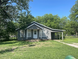 1110 W Baker St, Brownwood, TX 76801