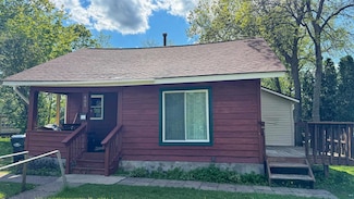 405 10th St, Cloquet, MN 55720