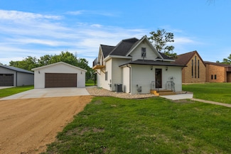 109 Eva Ave E, Estelline, SD 57234